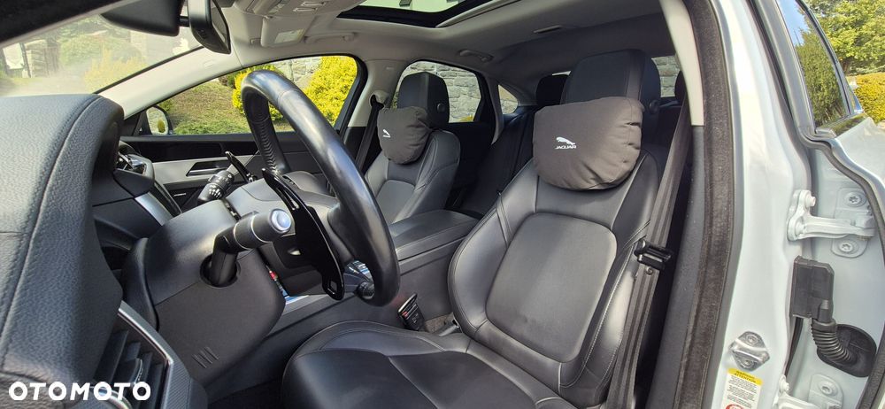Jaguar XF 3.0 V6 AWD R-Sport - 18