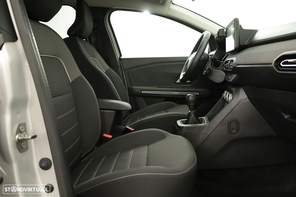 Dacia Jogger 1.0 TCe Extreme+ Up&Go 7L — fotografia 20
