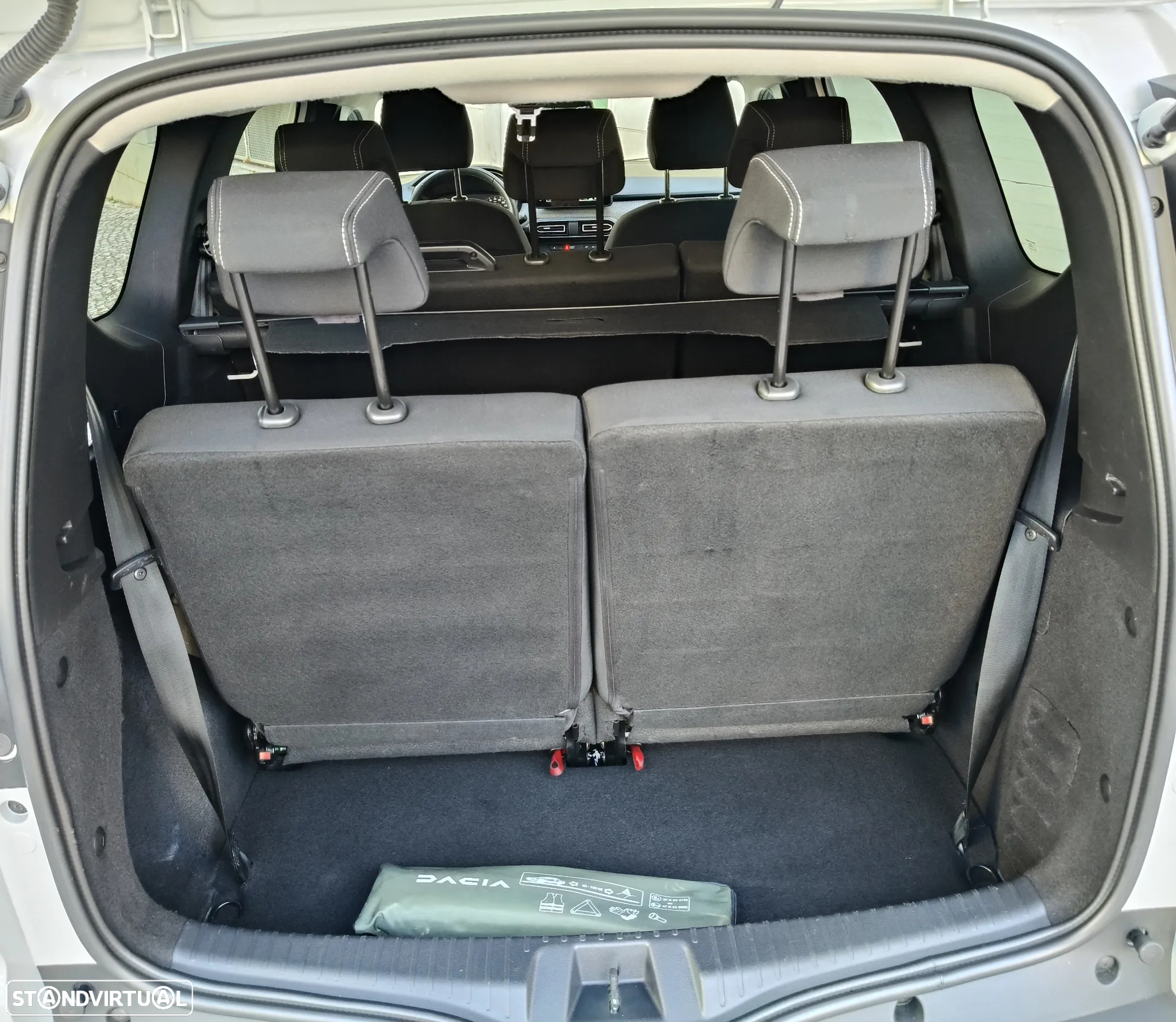 Dacia Jogger 1.0 TCe SL Extreme 7L - 29