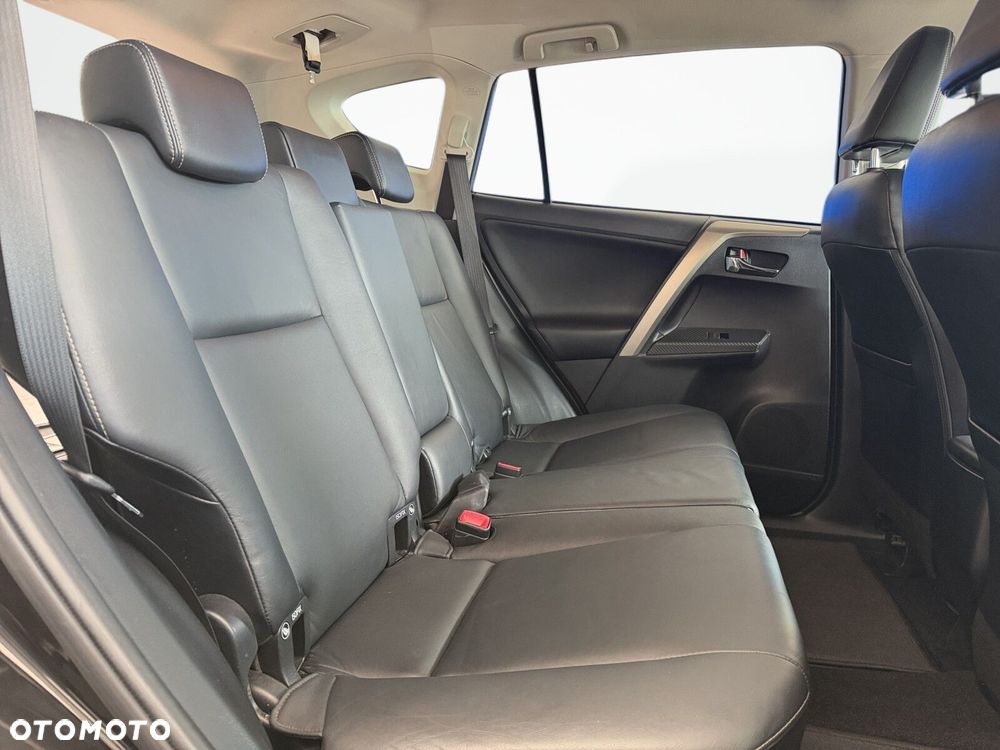 Toyota RAV4 - 17