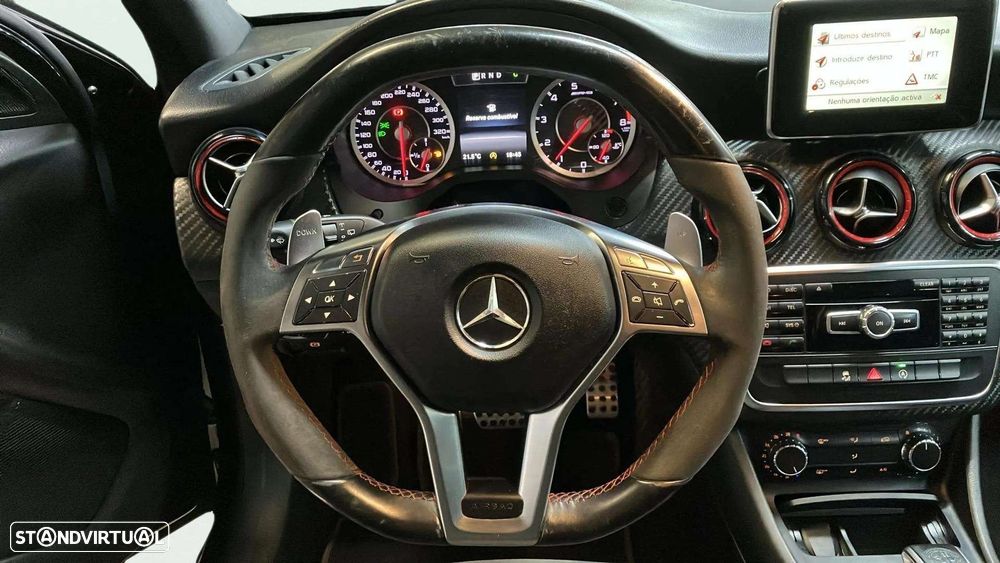 Mercedes-Benz A 45 AMG 4-Matic - 11