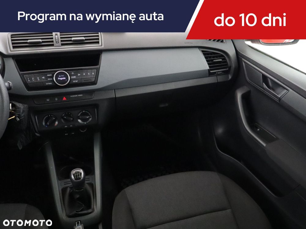 Skoda Fabia - 10