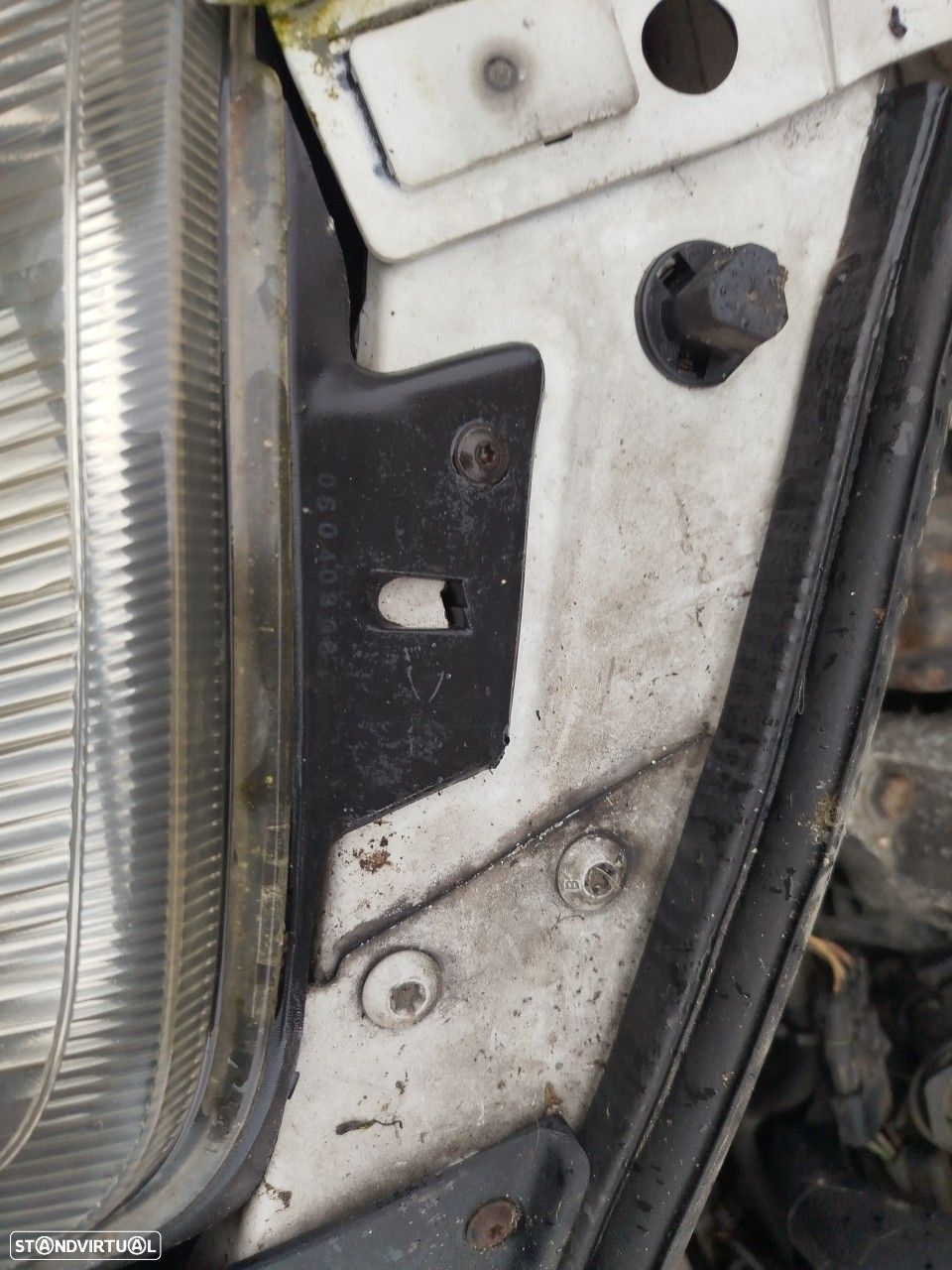 Ótica / farol direita RENAULT Clio II (BB0/1/2_, CB0/1/2_) - 2