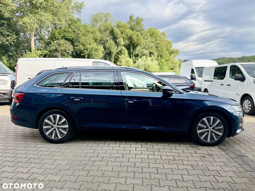 Skoda Superb 2.0 TDI DSG Premium Edition - 5