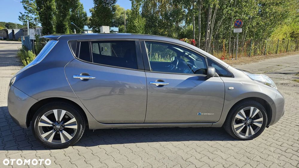 Nissan Leaf 24 kWh (mit Batterie) Tekna - 3