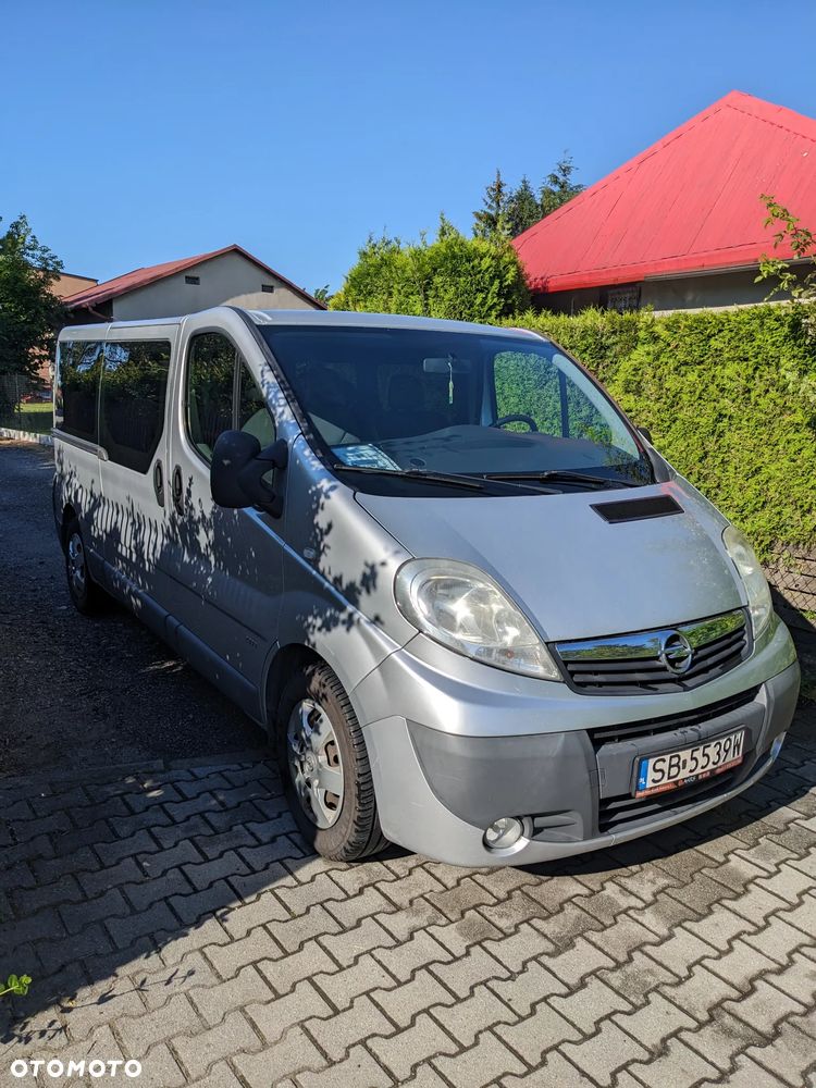 Opel Vivaro - 1
