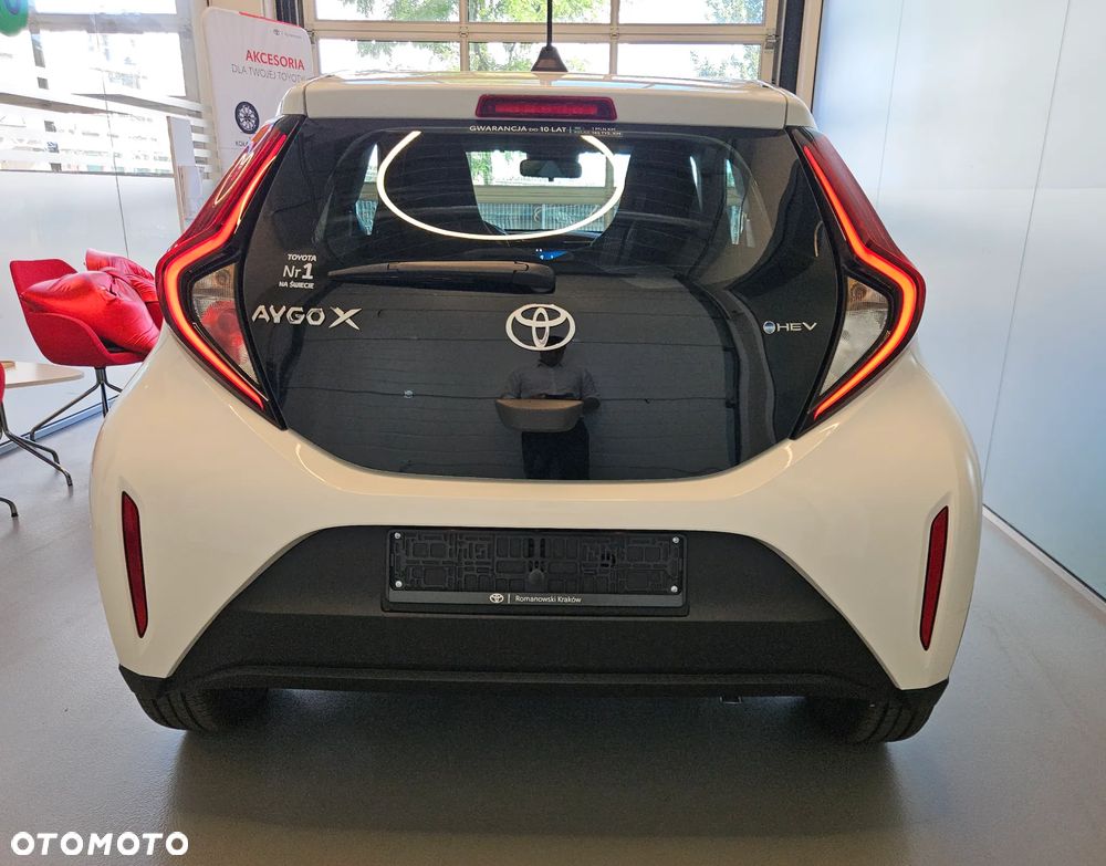 Toyota Aygo X Hybrid 1.5 Comfort e-CVT - 7