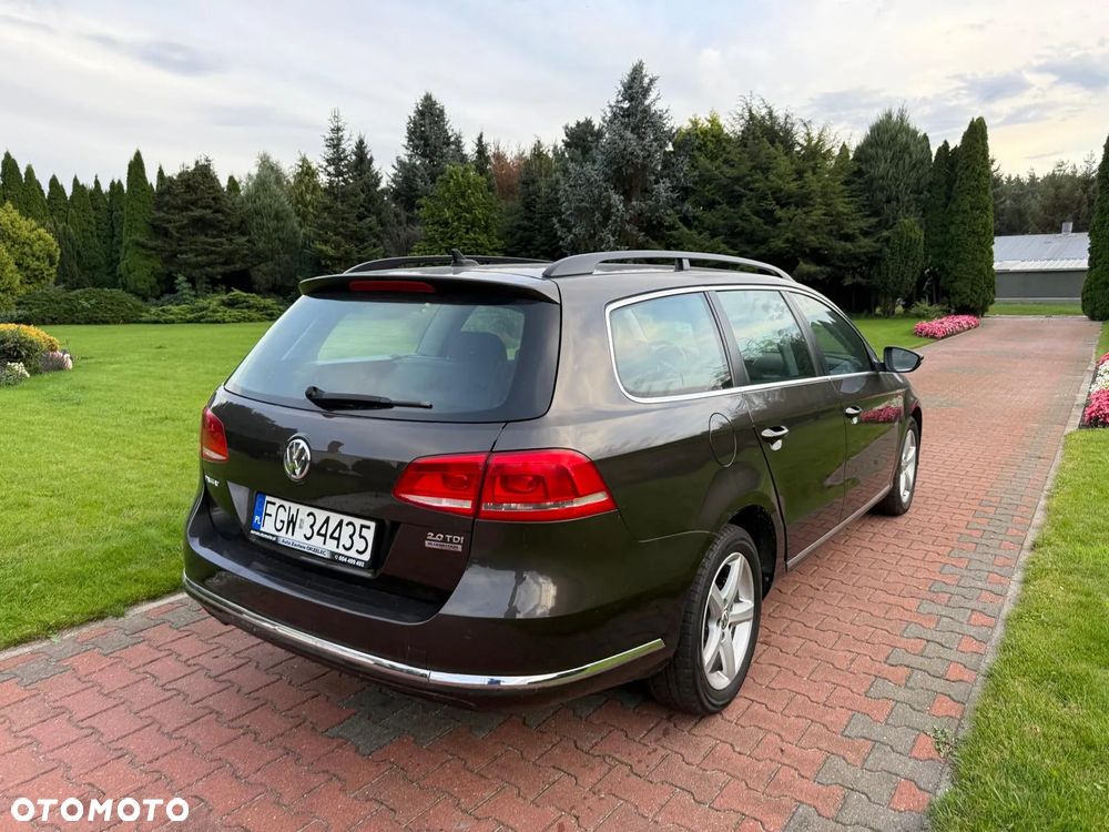 Volkswagen Passat 2.0 TDI Comfortline - 19