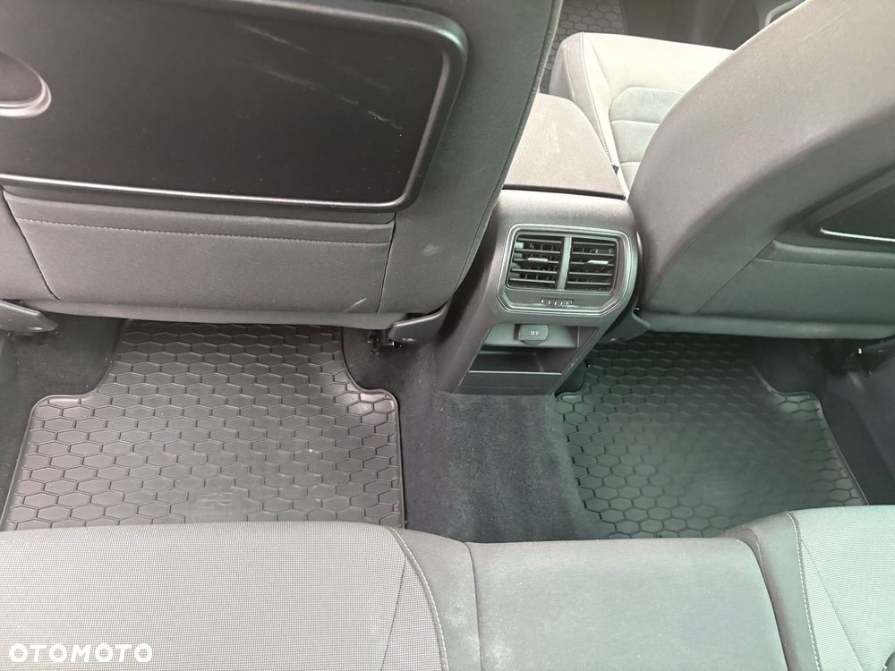 Volkswagen Golf Sportsvan SV 1.6 TDI Highline - 32
