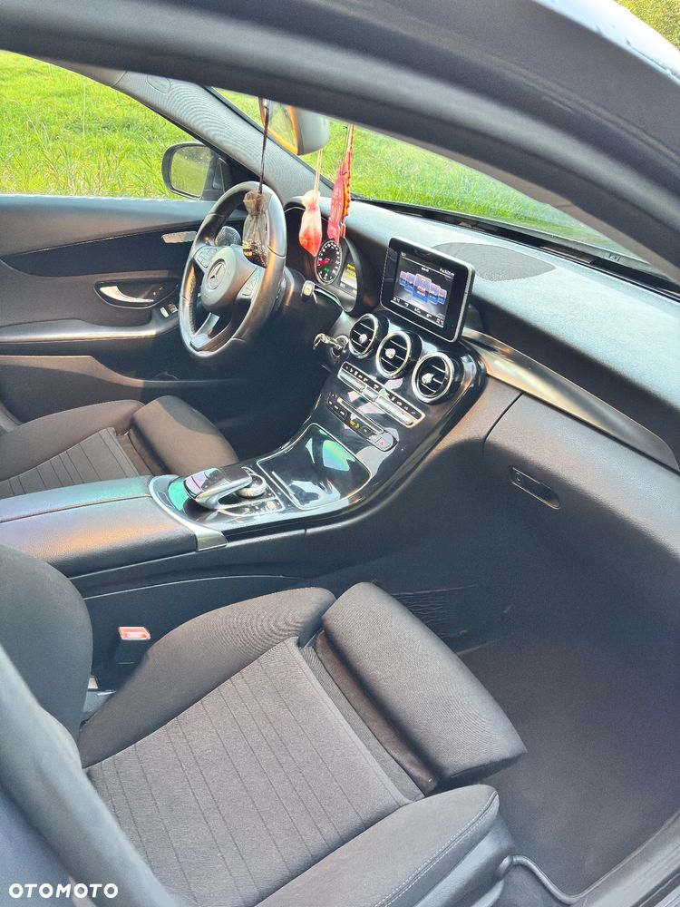 Mercedes-Benz Klasa C 220 (BlueTEC) d T 7G-TRONIC Avantgarde - 15
