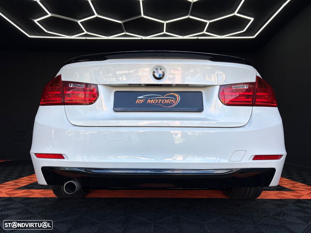 BMW 320 d Efficient Dynamic Edition Modern Line - 29