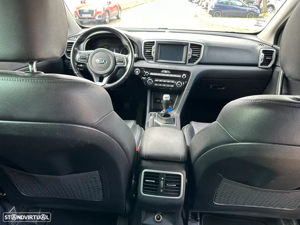 Kia Sportage 1.6 CRDI ISG SX - 10