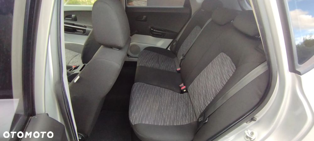 Kia Ceed 1.6 CRDi LX - 7