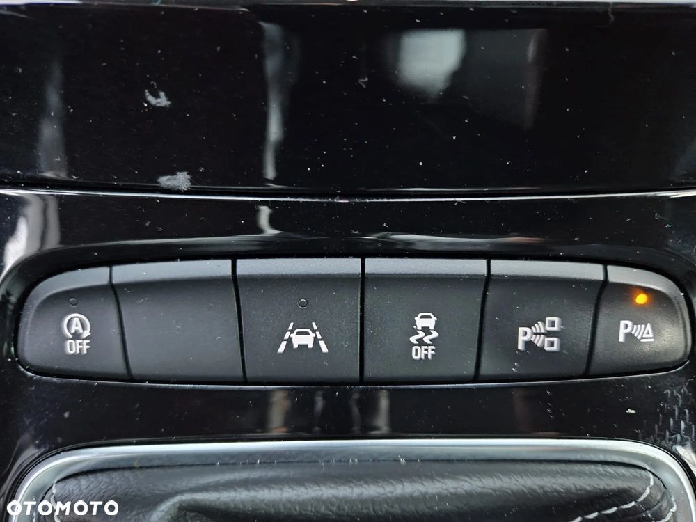 Opel Astra 1.4 Turbo Sports Tourer Innovation - 25