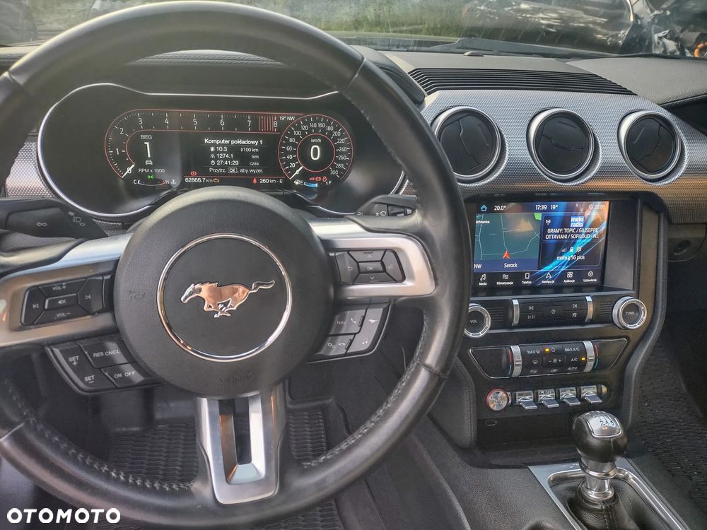 Ford Mustang 5.0 V8 GT - 18