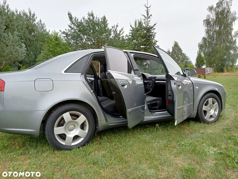 Audi A4 Limousine 1.9 TDI Quattro - 15