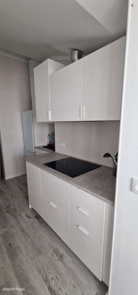 Apartamento com 4 quartos - localizado em Olaias Lisbon - Grande imagem: 4/14