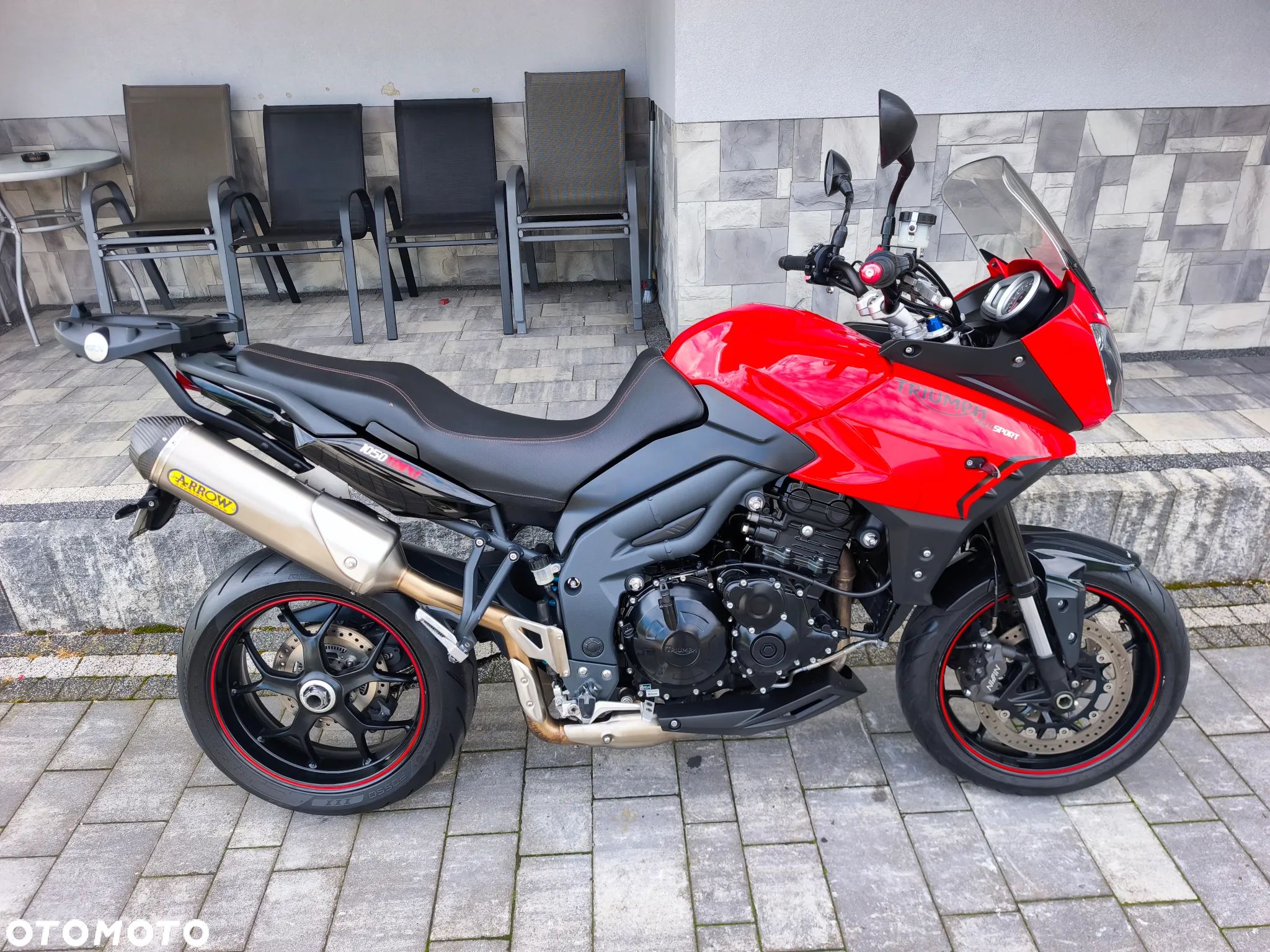 Triumph Tiger - 1