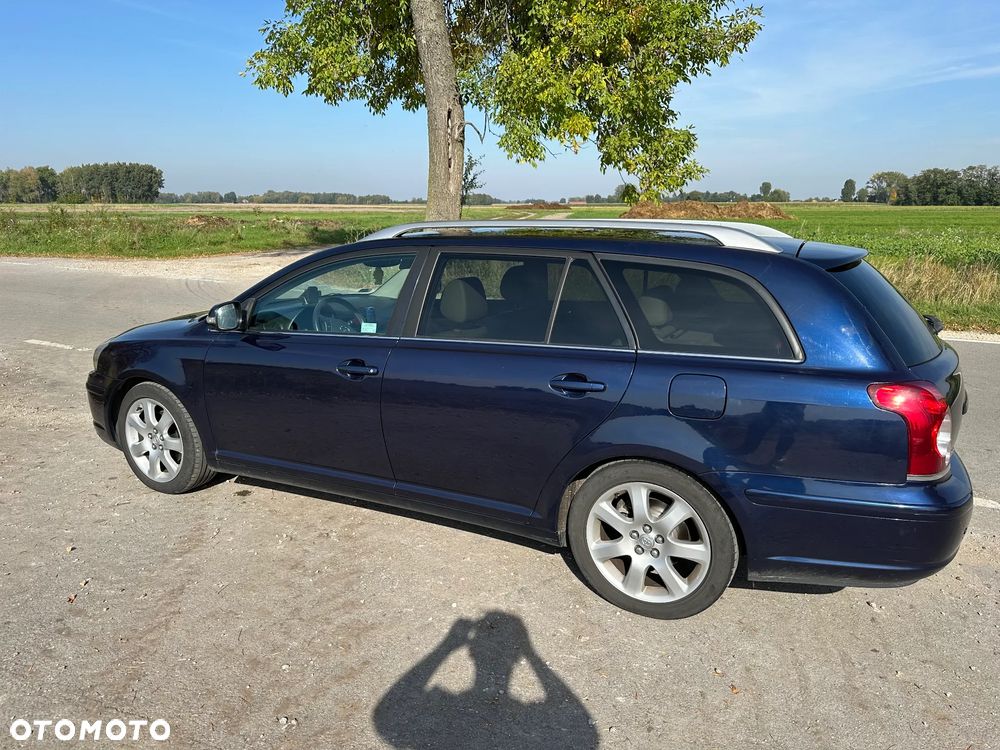Toyota Avensis 2007 photo 4
