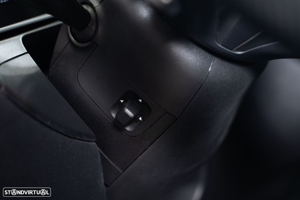 Mercedes-Benz C 300 - 23