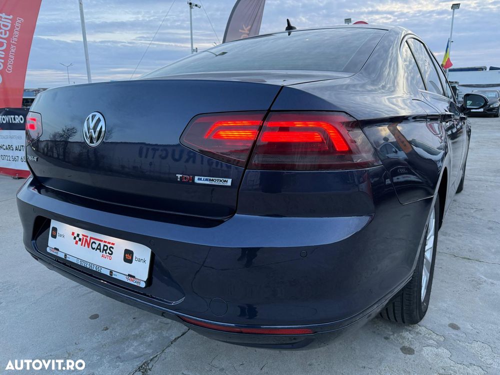 Volkswagen Passat 1.6 TDI (BlueMotion Technology) DSG Comfortline - 24