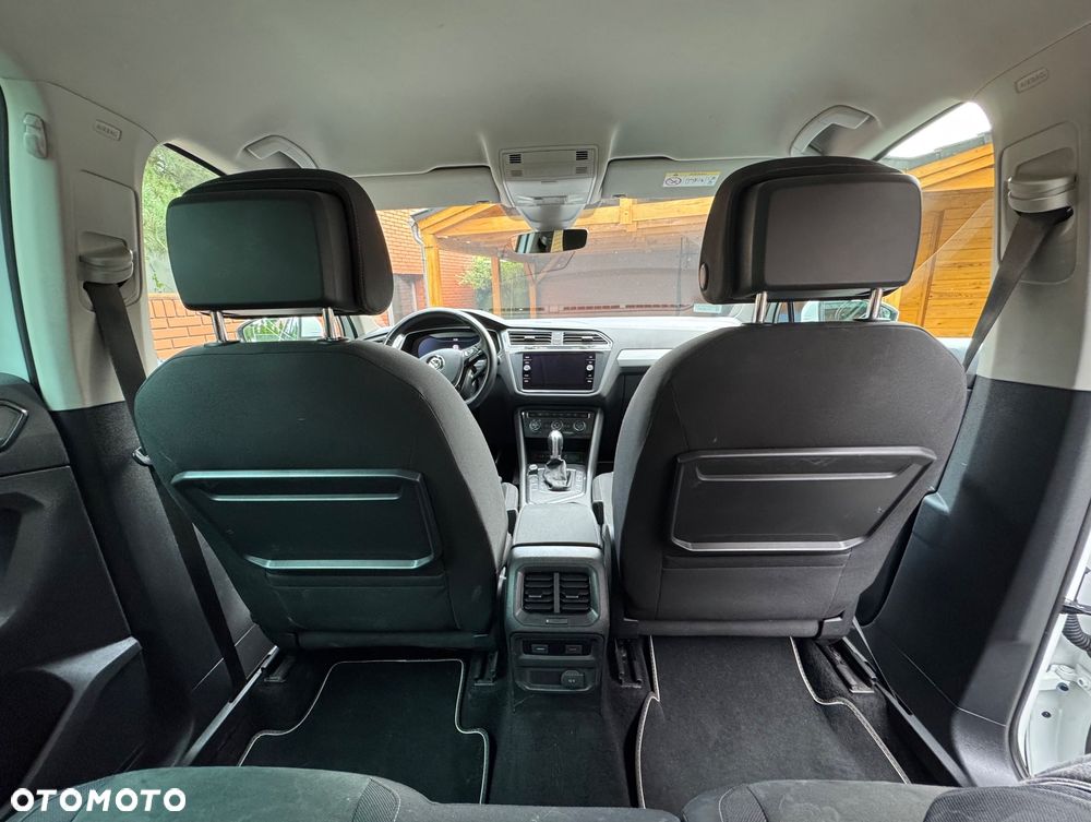 Volkswagen Tiguan - 16