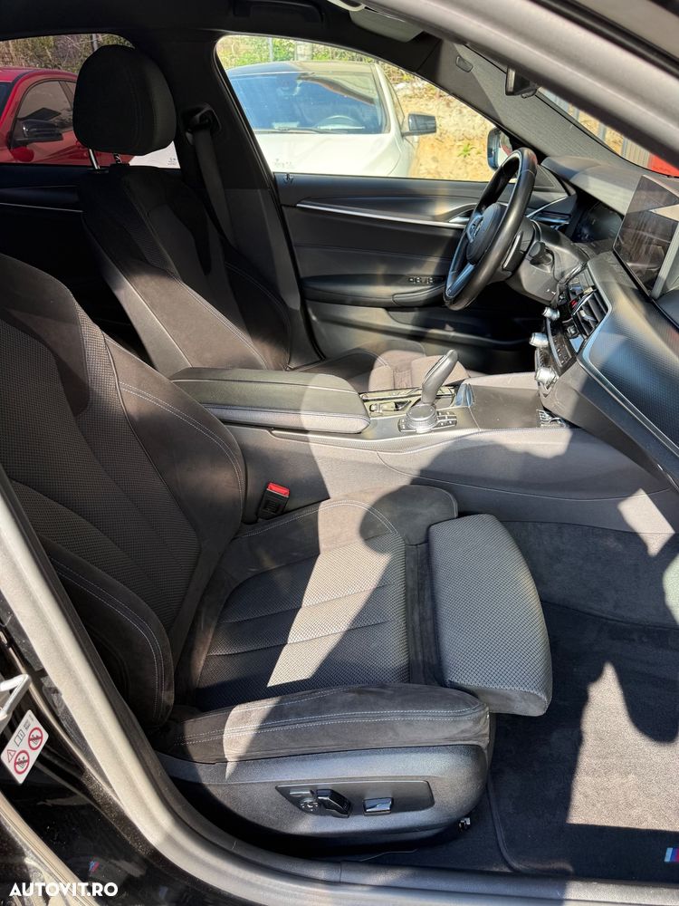 BMW Seria 5 520d AT MHEV - 22