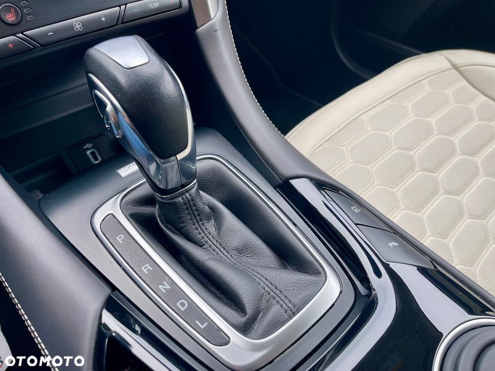 Ford Mondeo - 21