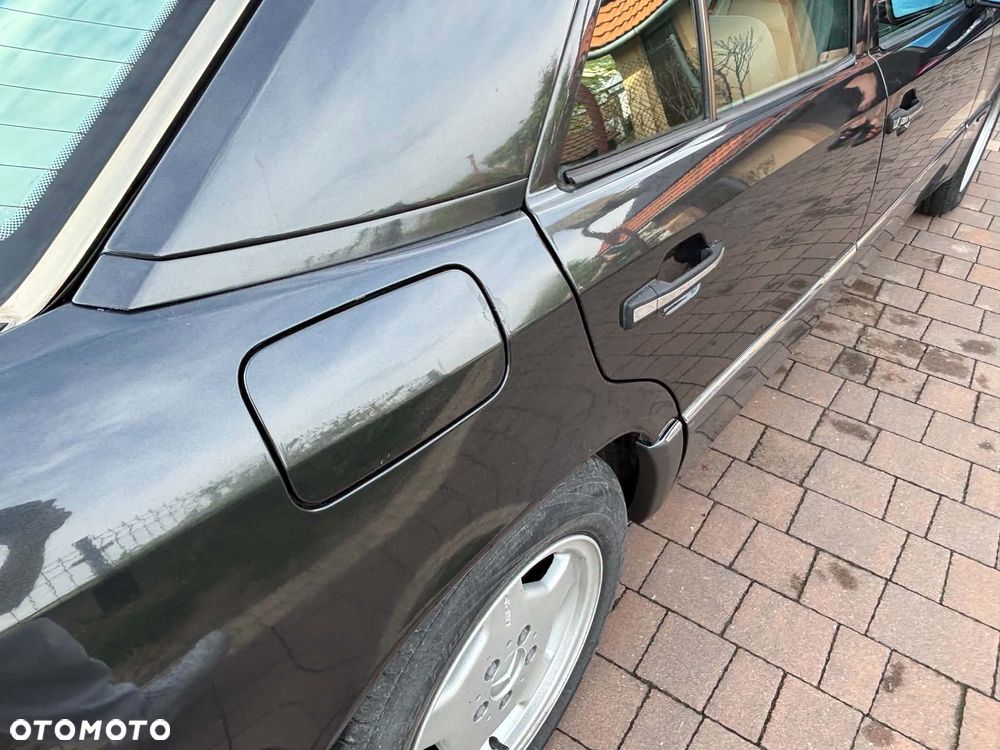 Mercedes-Benz W124 (1984-1993) - 6