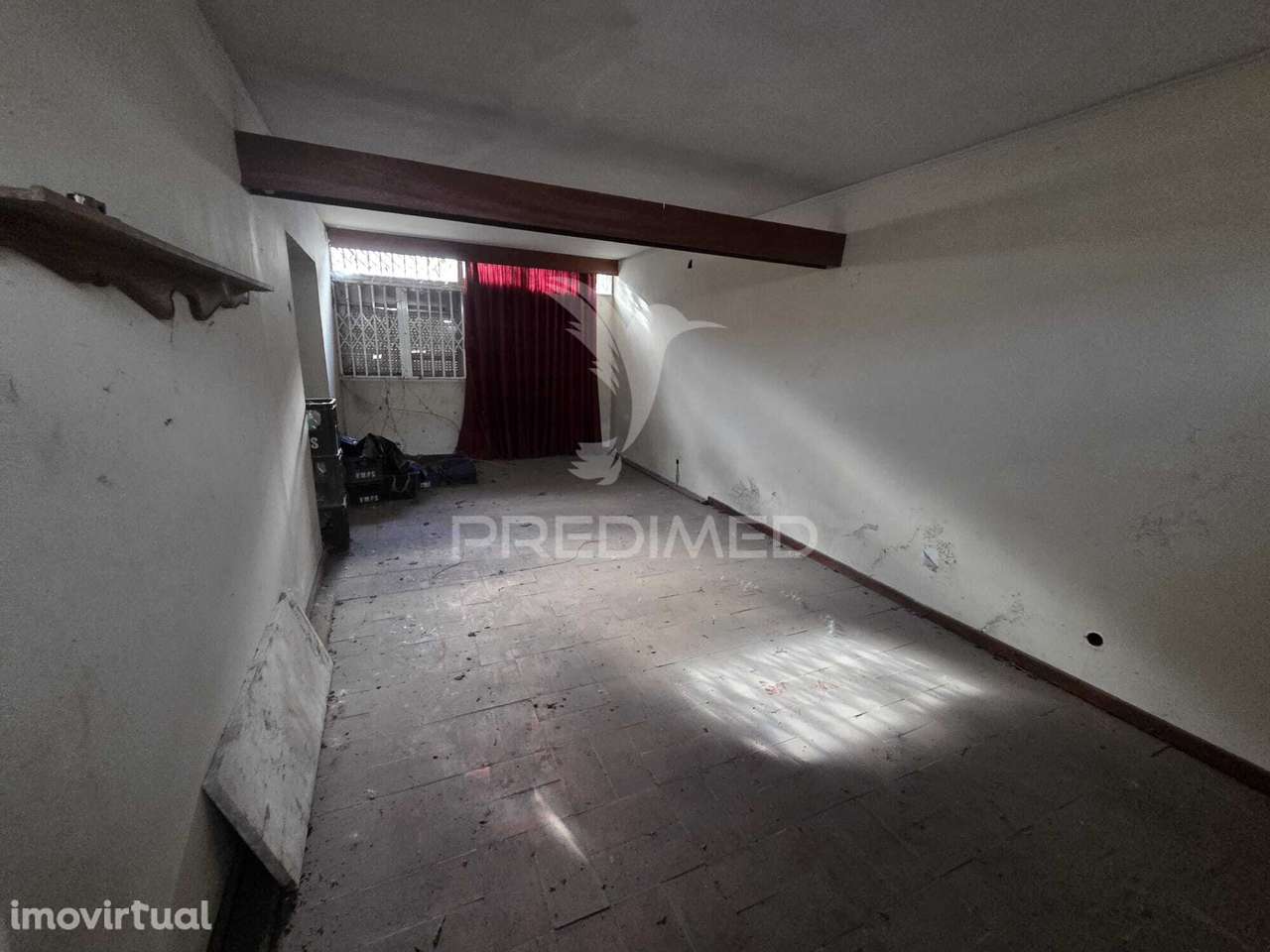 Moradia para Reabilitação Total em Mafamude Vila Nova de Gaia - Grande imagem: 3/16