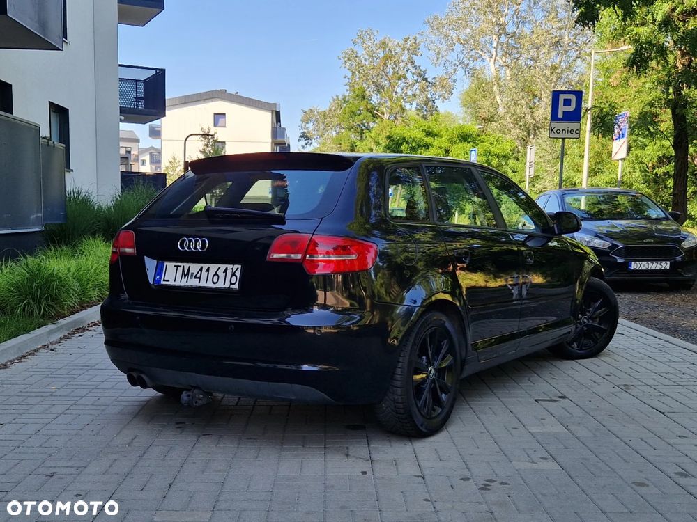 Audi A3 Sportback 1.8 TFSI Ambiente - 3