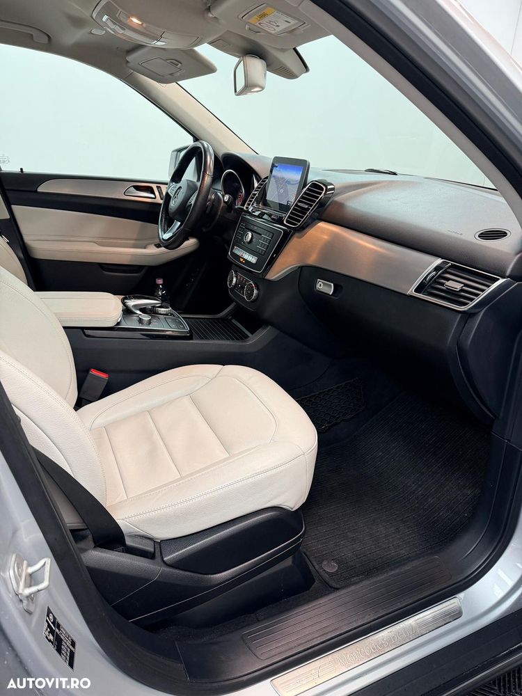 Mercedes-Benz GLE - 10