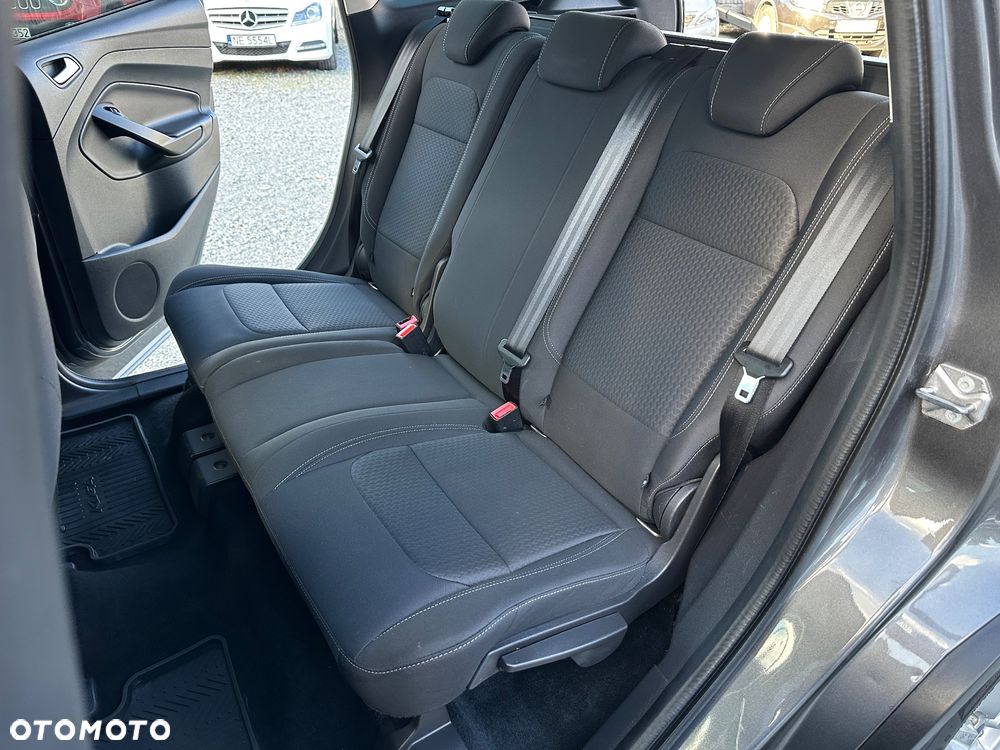 Ford Kuga 2.0 TDCi 4x2 Titanium - 17