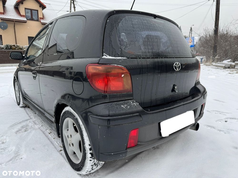 Toyota Yaris - 7