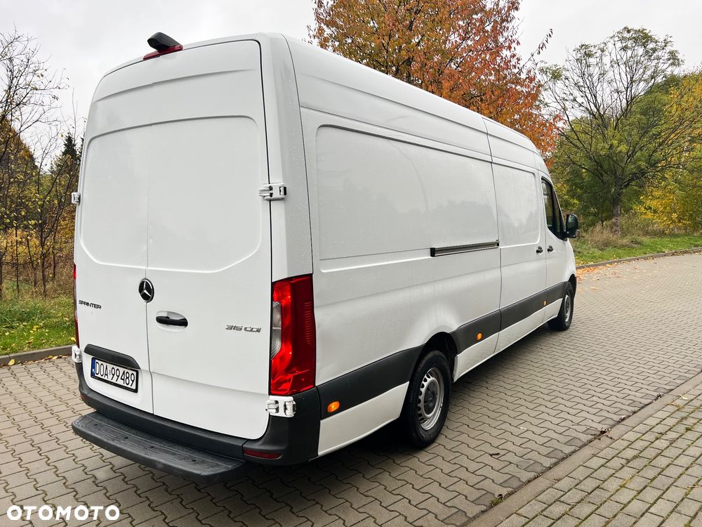 Mercedes-Benz Sprinter - 7