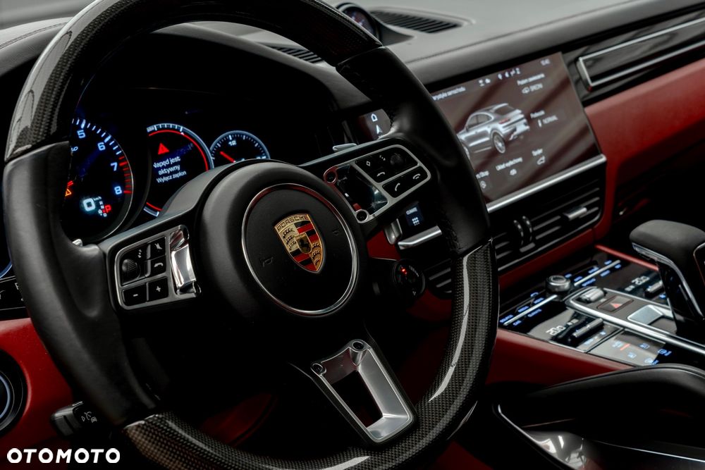Porsche Cayenne - 33