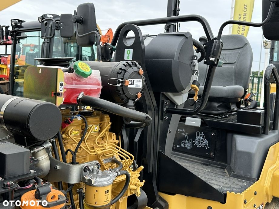 Caterpillar CB 2.7 GC - 12