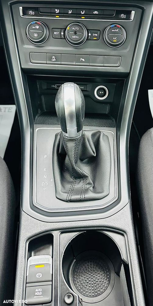 Volkswagen Touran 1.6 TDI SCR (BlueMotion Technology) DSG Trendline - 25