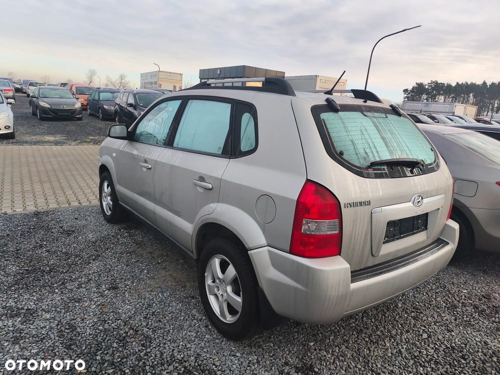 Hyundai Tucson 2.0 4WD GLS - 3