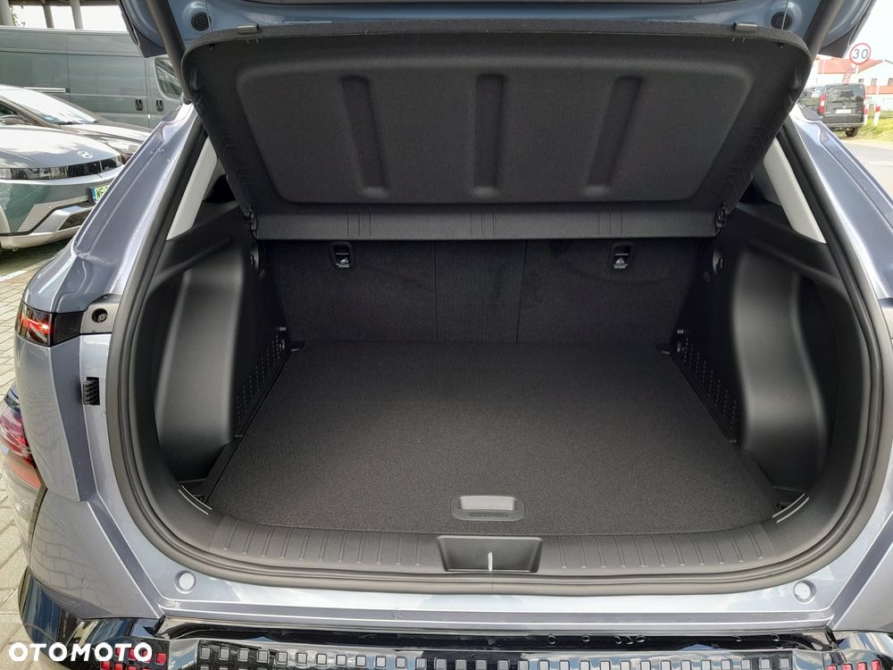 Hyundai Kona 65kWh Executive - 13