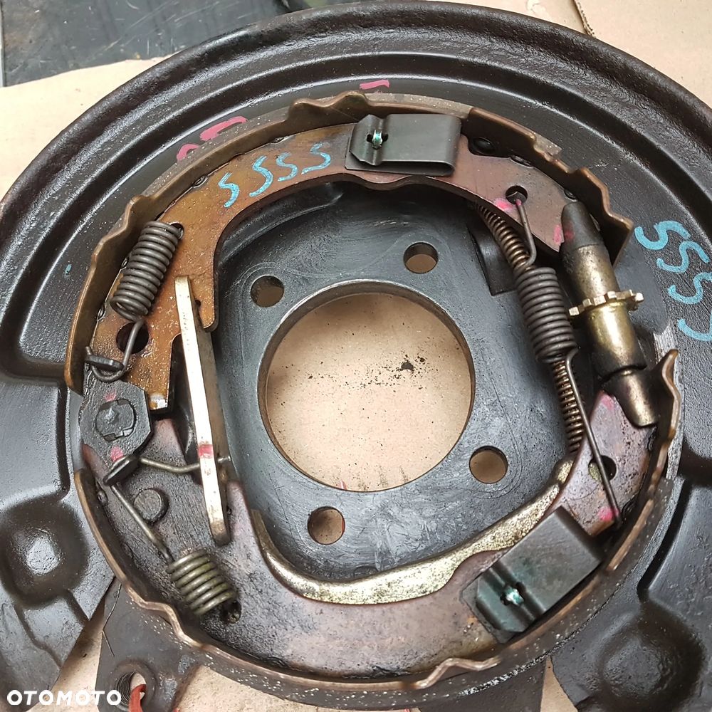 piasta abs czop bęben tarcza kotwiczna osłona błotna tył zawieszenie yaris 06-20r - 9