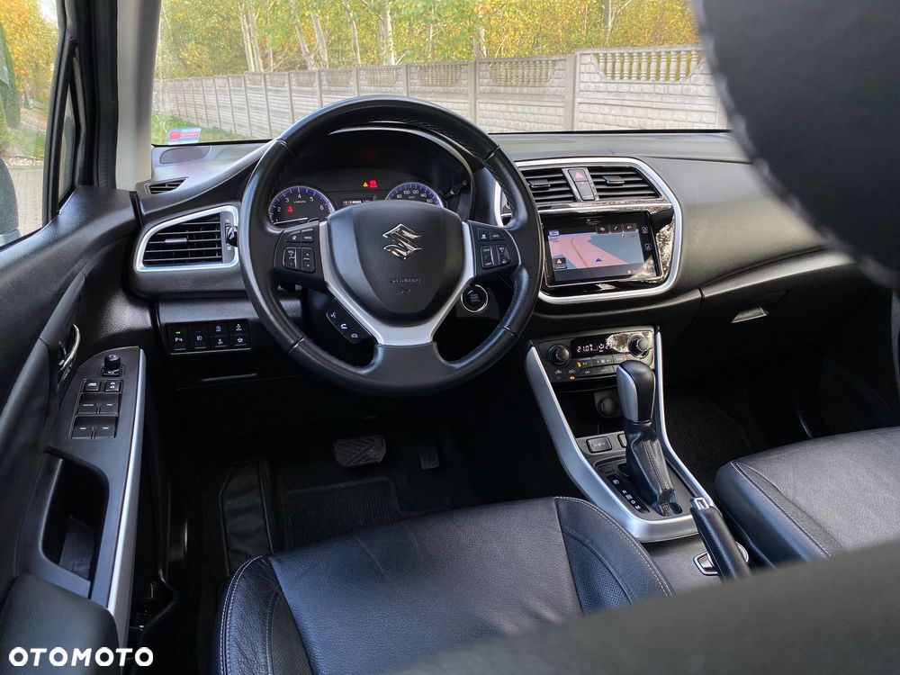 Suzuki SX4 S-Cross 1.4 SHVS Premium 4WD - 28