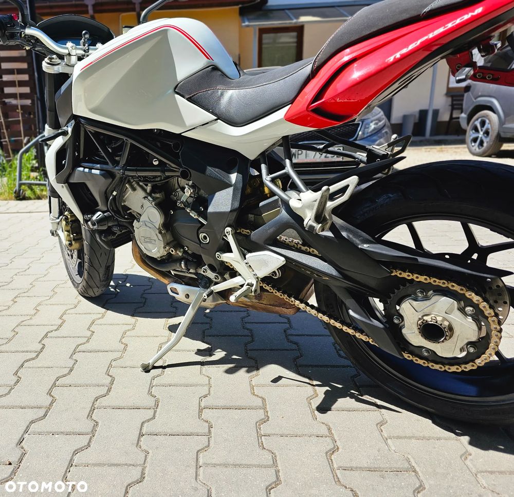 MV AGUSTA Brutale - 4