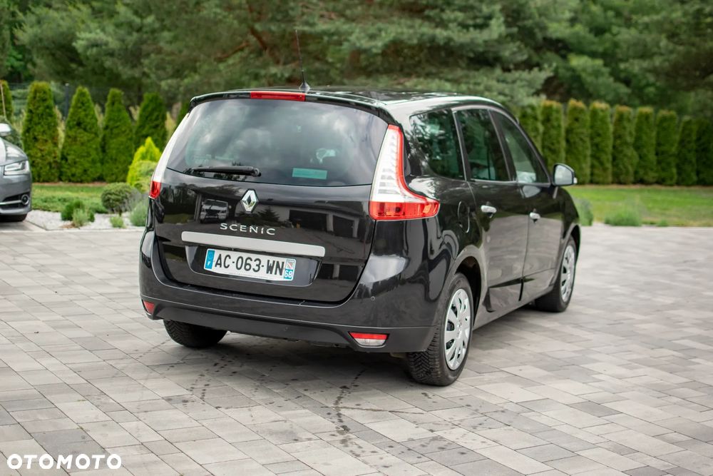 Renault Grand Scenic - 25
