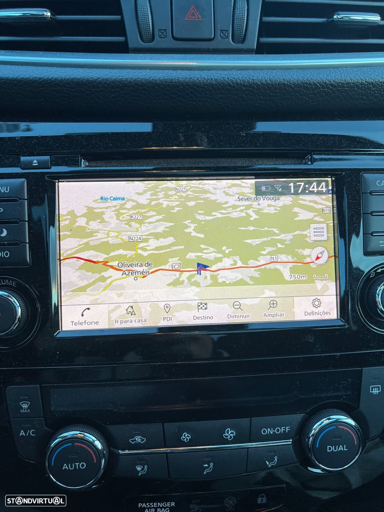 Nissan Qashqai 1.3 DIG-T N-Connecta J18 - 29