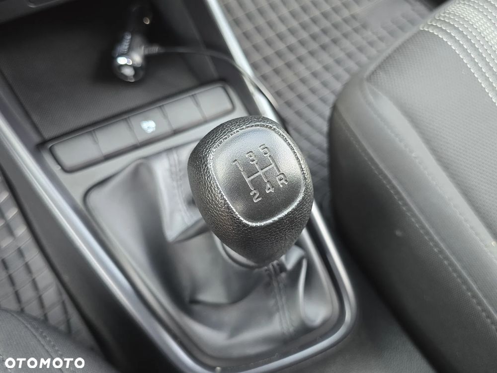 Hyundai i20 1.2 Classic Plus - 33