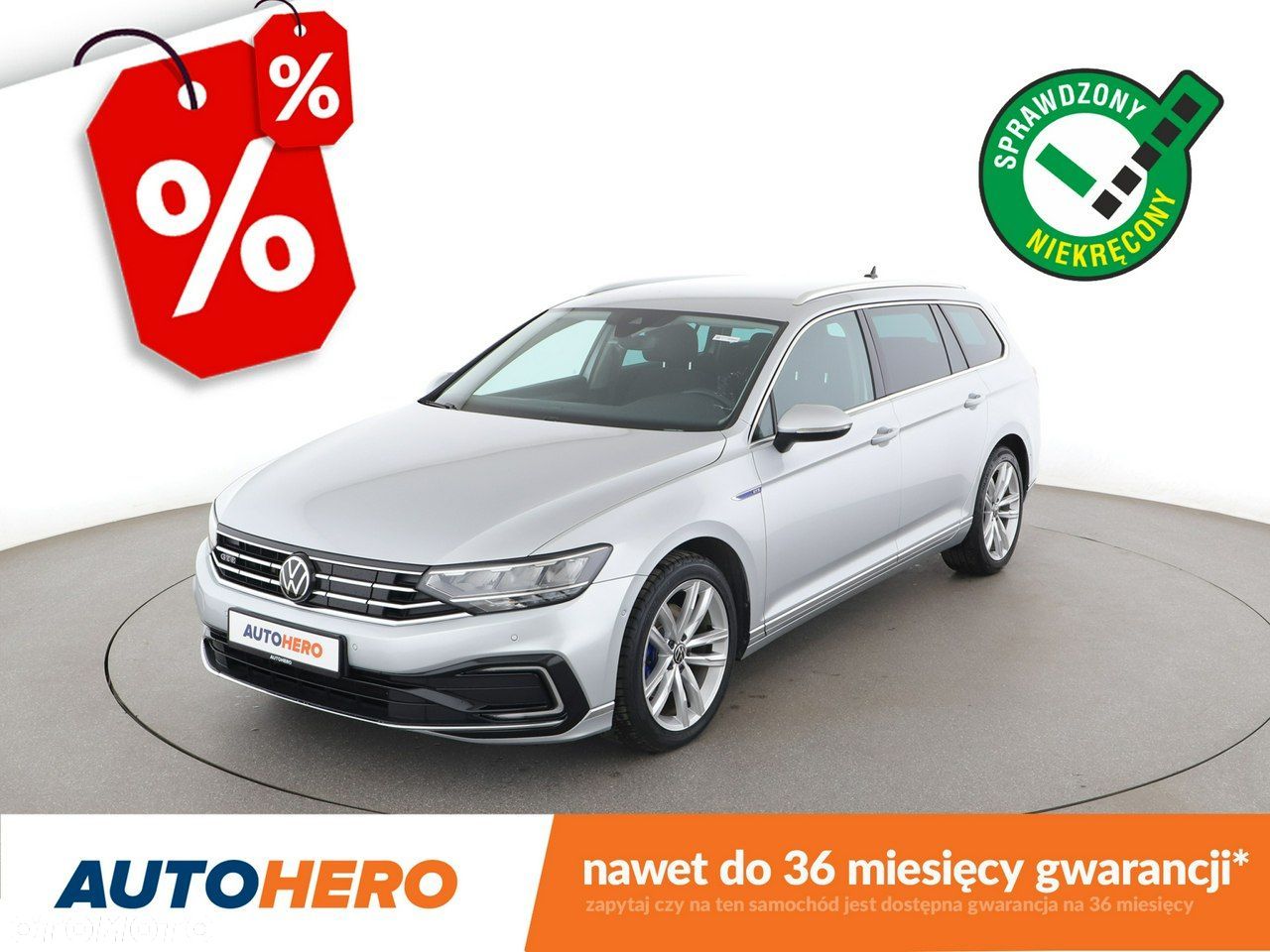 Volkswagen Passat - 1