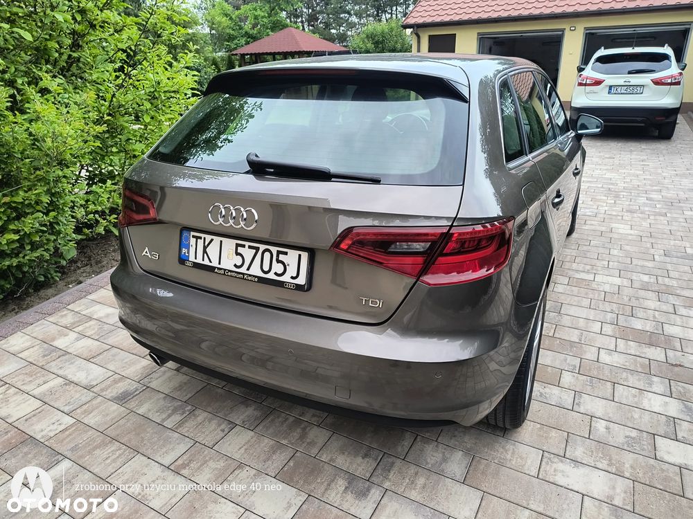 Audi A3 Sportback 1.6 TDI DPF Ambition S tronic - 13