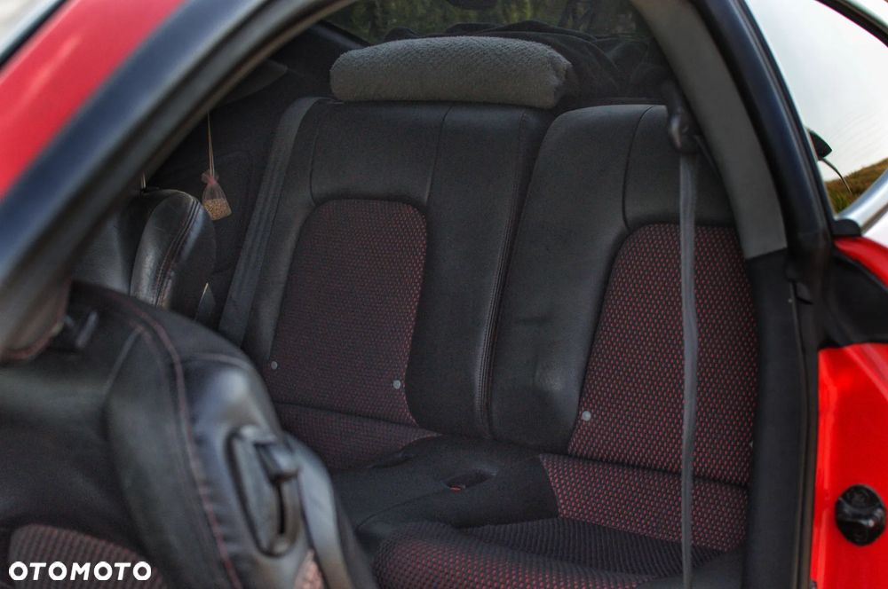 Hyundai Coupe 2.0 GLS - 8