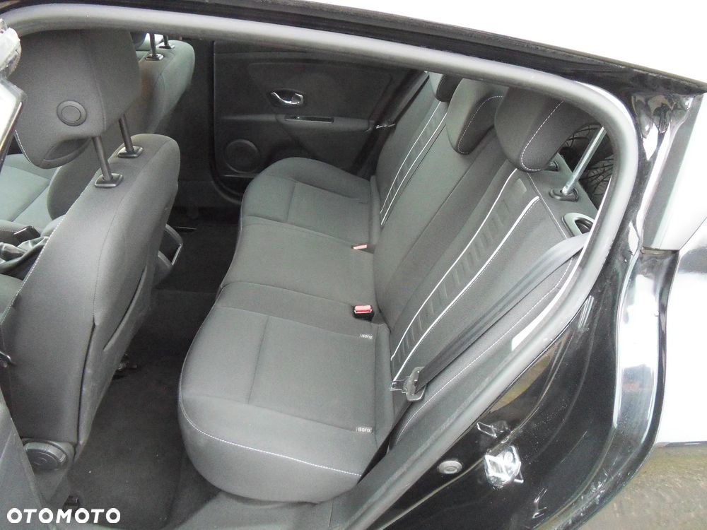 Renault Megane 1.2 16V TCe Energy Bose EU6 - 10